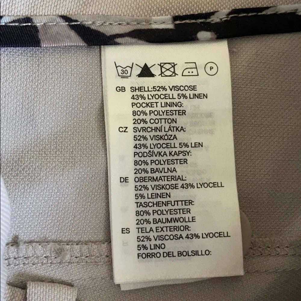 H&M tan shorts size 10